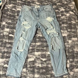 Curvy High-Rise Ripped Medium Wash Mom Jeans